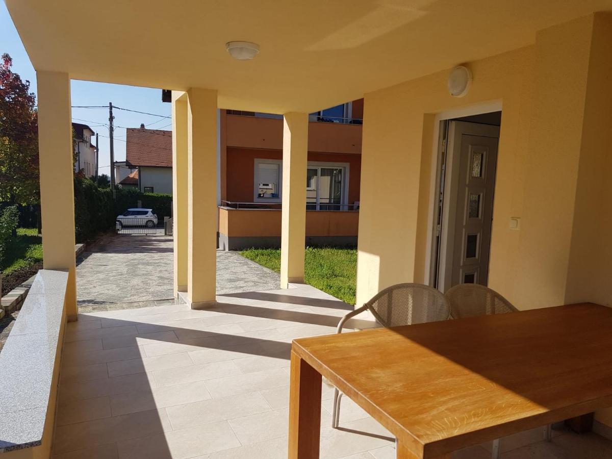Minihaus In Zagreb Lejlighed Sesvete Eksteriør billede