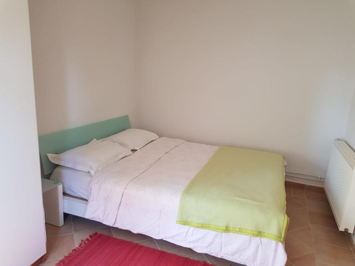 Minihaus In Zagreb Lejlighed Sesvete Eksteriør billede