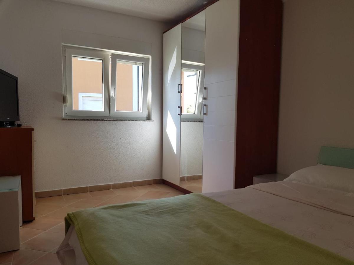 Minihaus In Zagreb Lejlighed Sesvete Eksteriør billede