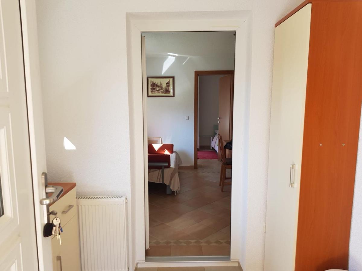 Minihaus In Zagreb Lejlighed Sesvete Eksteriør billede