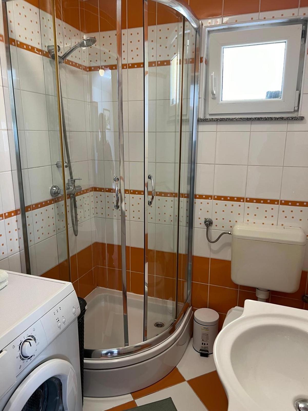 Minihaus In Zagreb Lejlighed Sesvete Eksteriør billede